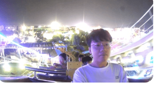 博主面无表情乘坐淘金梦过山车